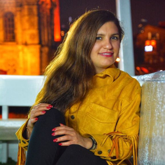 Meet your Posher, Nazila - Picture 1 of 1